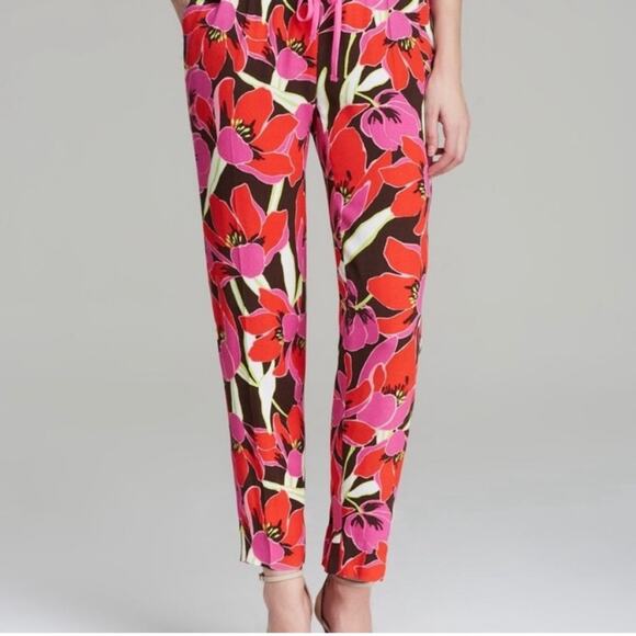 kate spade Pants - Kate Spade size 6 Red Pink Floral Pants tropical Hutton Rio de Janeiro farm